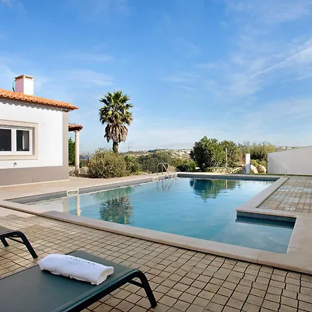 Rosa Com Piscina E Jacuzzi ヴィラ *