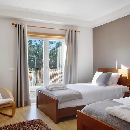 ヴィラ Rosa Com Piscina E Jacuzzi *