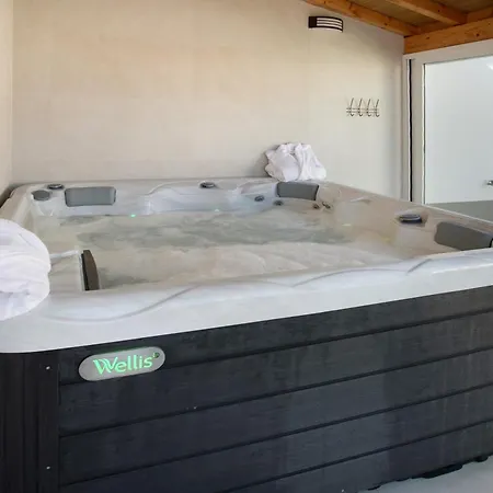 Villa Rosa Com Piscina E Jacuzzi Salir de Matos