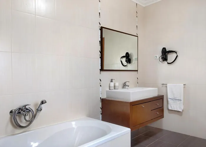 Rosa Com Piscina E Jacuzzi Willa *