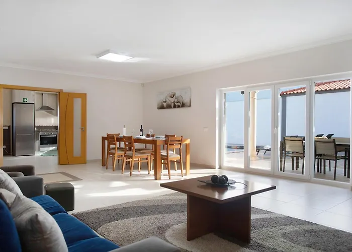 Rosa Com Piscina E Jacuzzi Willa Salir de Matos