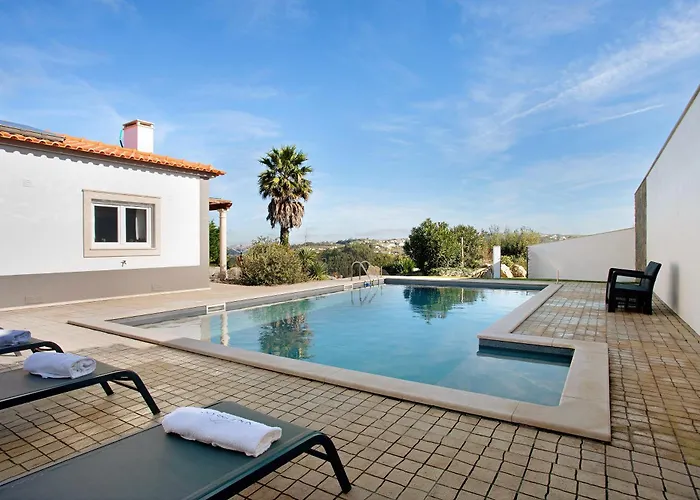 Rosa Com Piscina E Jacuzzi Willa *